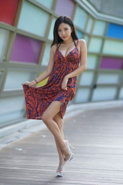 人间水蜜桃三女一男网名